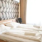 Korona ホテル 3*