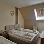 Korona 3*