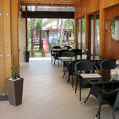 Hotel Korona 3*