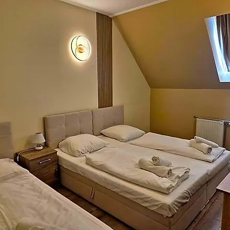 Hotel Korona 3*