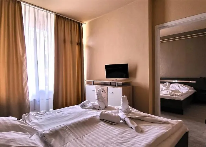 Ξενοδοχείο Korona 3*