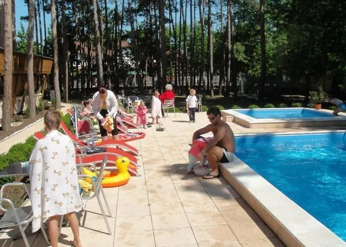 Ξενοδοχείο Korona 3*